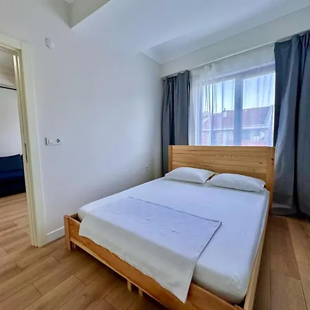 Апартаменты Spacious Balcony, Modern Loft, Kitchen, Privileged Location Cayirhisar